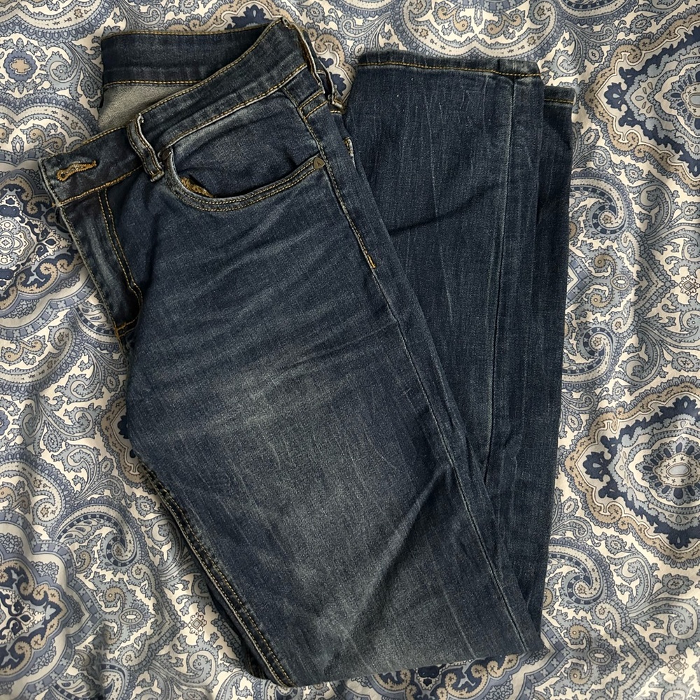 Kut from the Kloth size 6 boyfriend jeans